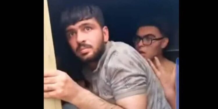 Φωτιά στην Αλεξανδρούπολη: Πολίτες «συνέλαβαν» μετανάστες και τους κλείδωσαν σε τρέιλερ αυτοκινήτου!