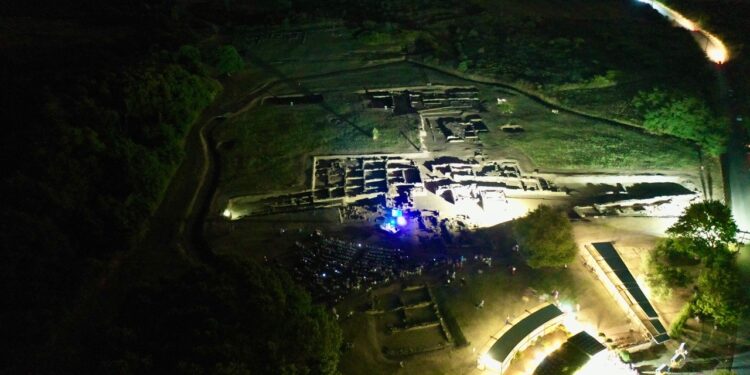 Μαρία Χρυσάφη: Στην πρώτη Πανσέληνο του Αυγούστου πήγαν όλα κατ’ ευχήν, στα Αρχαία Άβδηρα. Ποιους ευχαριστεί (φωτο)