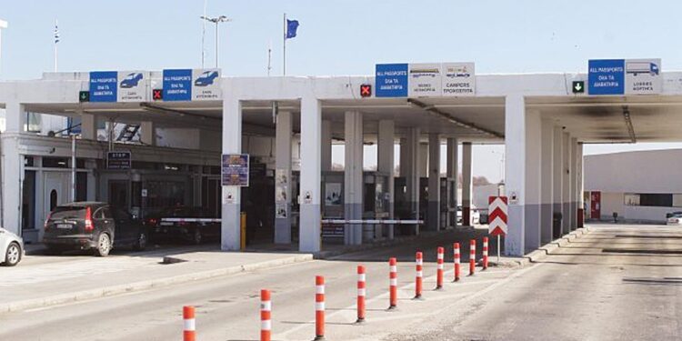 Σύλληψη 2 αλλοδαπών , στο Συνοριακό Σημείο Διέλευσης Κήπων Έβρου διωκόμενων με Ευρωπαϊκό Ένταλμα Σύλληψης