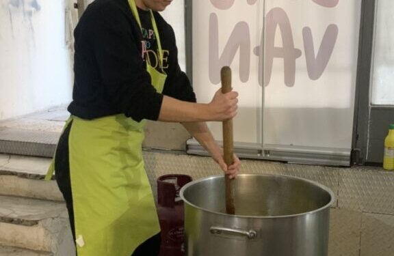 Η JTI συνεχίζει την παράδοση στήριξης και αλληλεγγύης στην κοινότητα κατά τη διάρκεια των εορτών