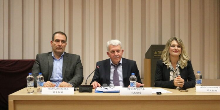Εκλογή Προεδρείου Περιφερειακού Συμβουλίου ΑΜΘ και μελών Περιφερειακής Επιτροπής (φωτο)