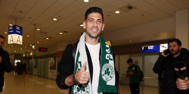 Στην Αθήνα ο Μπακασέτας -Οι πρώτες δηλώσεις του νέου αποκτήματος του Παναθηναϊκού