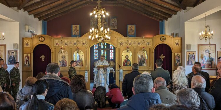 Εκκλησιασμός στον Ιερό Ναό  Αγίου Γεωργίου στη Γλαύκη