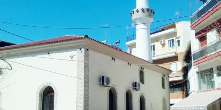 ΑΠΙΣΤΕΥΤΗ ΕΡΩΤΗΣΗ ΤΗΣ ΕΛΛΗΝΙΚΗΣ ΛΥΣΗΣ Ζητάει τον αριθμό των Τζαμιών σε Ξάνθη και Ροδόπη με τίνος… Μουφτή ή «Ψευτομουφτή» την επιρροή είναι!