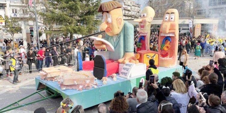 ΚΑΡΝΑΒΑΛΙ ΣΑΒΒΑΤΟΚύΡΙΑΚΟΥ; Λιγότερος κόσμος από κάθε άλλη χρονιά, ή τ’ αλλάζουμε όλα, ή… μια από τα ίδια!