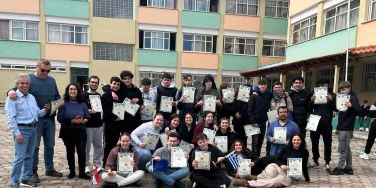 ΑΠΟ ΤΟ MIDDELBURG της Ολλανδίας στο 2Ο ΓΕΛ ΞΑΝΘΗΣ