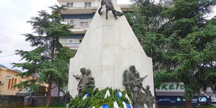 Δήμαρχος Ξάνθης Στράτος Κοντός: Η απότιση φόρου τιμής στη Γενοκτονία των Ποντίων επιβεβαιώνει την αφοσίωσή μας στις αρχές και αξίες του παγκόσμιου πολιτισμού.