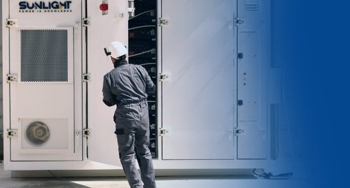 Sunlight Group: Επαναπροσδιορίζει το τοπίο των ΑΠΕ με καινοτόμα συστήματα αποθήκευσης ενέργειας