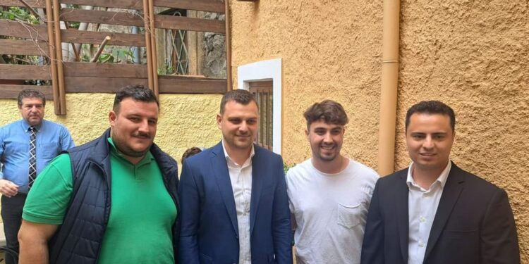 O γιος του Φρέντυ Μπελέρη επισκέφθηκε τη Ξάνθη, για να στηρίξει την υποψηφιότητα του πατέρα του και την Ν.Δ.