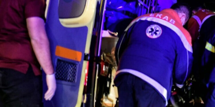 Θρήνος στην Εύβοια: Αυτοκτόνησε 37χρονος πέφτοντας από το μπαλκόνι του σπιτιού του