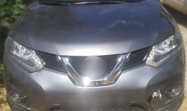 Συνελήφθη αλλοδαπός διακινητής στη Ροδόπη να μεταφέρει 8 λαθρομετανάστες στη χώρα.