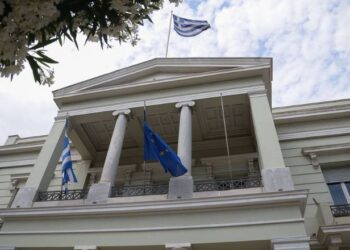 Βόρεια Μακεδονία: Για κατάφωρη παραβίαση της Συμφωνίας των Πρεσπών κάνει λόγο η Αθήνα.