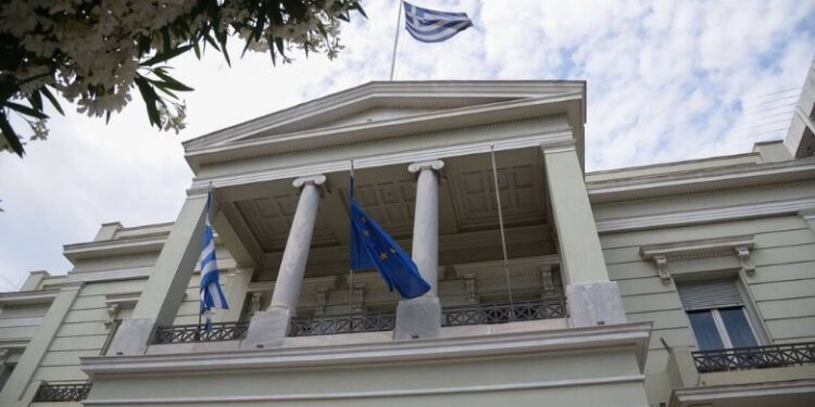 Βόρεια Μακεδονία: Για κατάφωρη παραβίαση της Συμφωνίας των Πρεσπών κάνει λόγο η Αθήνα.