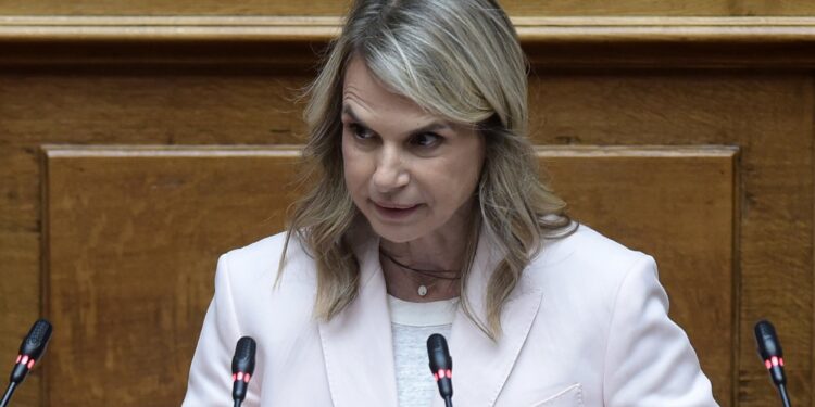 Η Μιλένα Αποστολάκη δεν θα διεκδικήσει την προεδρία του ΠαΣοΚ – Θέλω να είμαι μέρος της λύσης κι όχι της κρίσης!