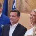Ο Δήμαρχος Χάρης Δούκας πάντρεψε τον Ιορδάνη Χασαπόπουλο στο Δημαρχείο Αθήνας. Στη Ξανθίππη του Μάκη το γλέντι!