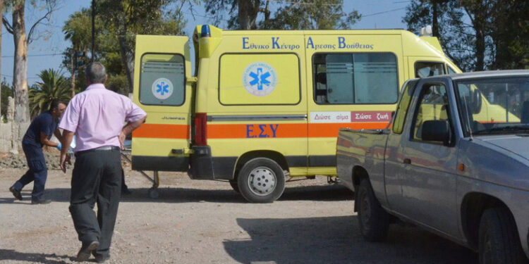 Εντοπίστηκε μετά από έρευνες η σορός 80χρονης κολυμβήτριας σε παραλία της Αρτέμιδας