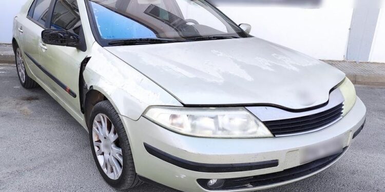 Συνελήφθη διακινητής στην Εθνική Οδό Κήπων – Αλεξανδρούπολης να μεταφέρει 8 λαθρομετανάστες.