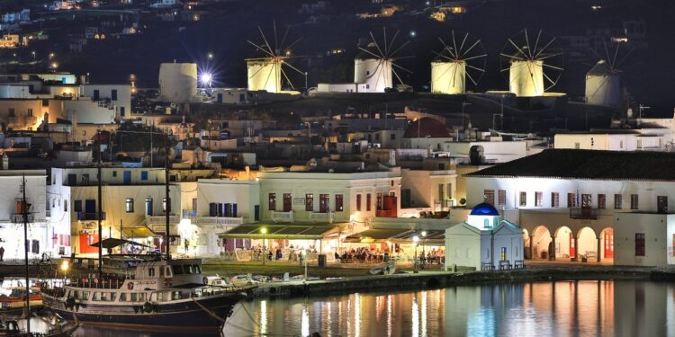 Μύκονος: Εφιάλτης για 23χρονη τουρίστρια που βιάστηκε από τρεις άνδρες –