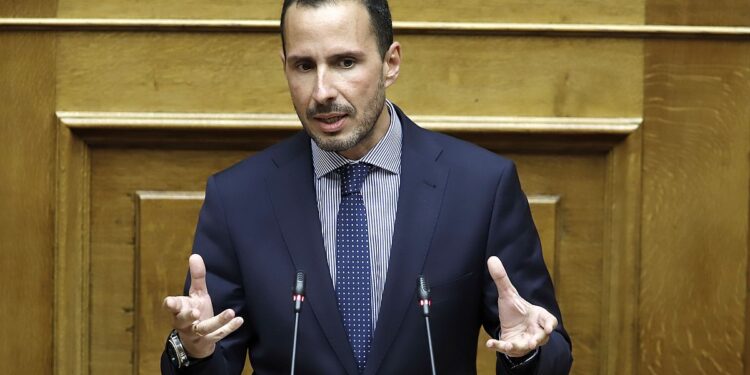 ΕΡΩΤΗΣΗ ΤΗΣ ΕΛΛΗΝΙΚΗΣ ΛΥΣΗΣ  για τις προκλήσεις στη Κομοτηνή και το  στρατιωτικό «Εμβατήριο της Σμύρνης»!