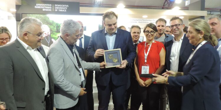 Επιτυχημένη η παρουσία του ΔΠΘ στην 88η ΔΕΘ! (φωτο)