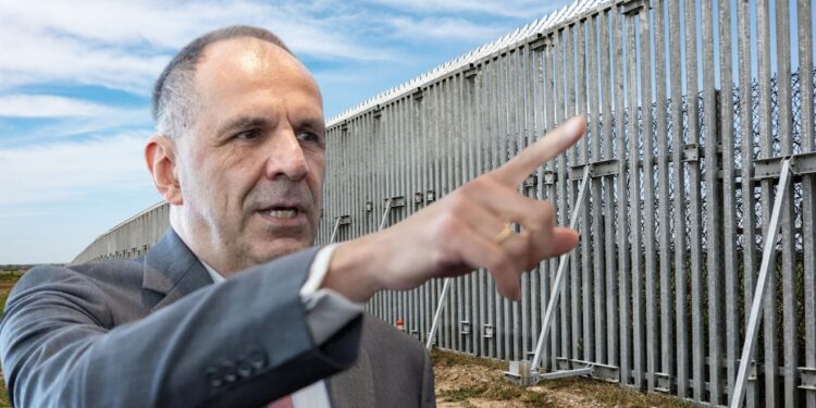 Γεραπετρίτης: Ανεξάρτητα με τη χρηματοδότηση, ο φράκτης στον Έβρο θα γίνει!