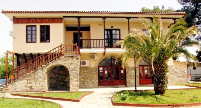 Σσσσ….Ψίθυροι – Βασίλης Κικίλιας: Από ανθρώπινο χέρι όπως όλα δείχνουν προκλήθηκε η πυρκαγιά στο Παγγαίο όρος