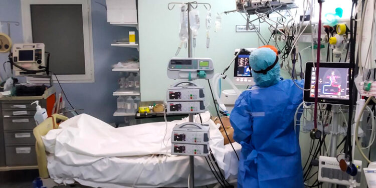 Μάχη για τη ζωή του δίνει 48χρονος που δηλητηριάστηκε από αναθυμιάσεις στο Λιμνοχώρι Φλώρινας