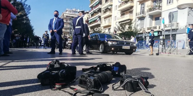 Δικαστική δικαίωση για τον φωτορεπόρτερ Ορέστη Παναγιώτου που τραυματίστηκε από αστυνομικό