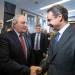 Η χειραψία Μητσοτάκη με Καραμανλή-Σαμαρά στο Ίδρυμα Κων. Καραμανλής – Ποιο “ψυχρός” ο Κώστας Καρμανλής