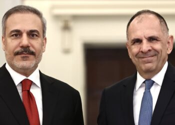 Γεύμα στη σκιά της Ακρόπολης για Γεραπετρίτη και Φιντάν -Τι περιελάμβανε το μενού