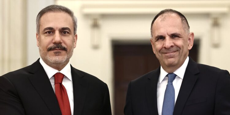 Γεύμα στη σκιά της Ακρόπολης για Γεραπετρίτη και Φιντάν -Τι περιελάμβανε το μενού