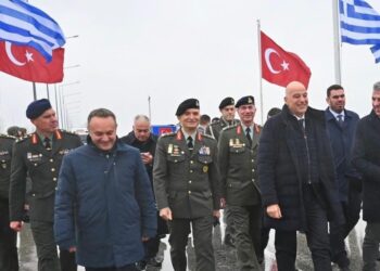 Στoν Έβρο σήμερα  ο Νίκος Δένδιας, επισκέφθηκε με Τοψίδητην οριογραμμή και το φυλάκιο Γέφυρας Κήπων. (φωτο)