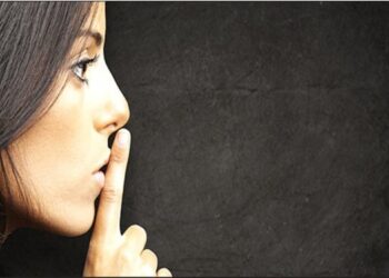 ΤΑ ΜΥΣΤΙΚΑ. Ο Δήμαρχος Μύκης, Αχμέτ Κιούρτ, τίμησε πέντε γιατρούς που υπηρέτησαν στο Κέντρο Υγείας του Εχίνου! – Συνελήφθησαν 4 άτομα στην Καβάλα για ναρκωτικά!