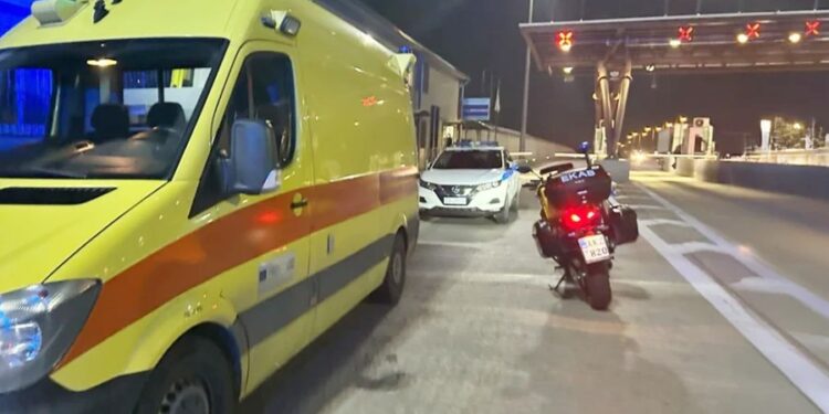 Σσσς Ψίθυροι. Στις φλόγες φορτηγό στην Ξάνθη. – Αλεξανδρούπολη: Ανήλικοι έκλεψαν χρήματα από κατάστημα. Συνελήφθησαν οι ίδιοι και οι γονείς τους