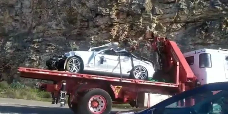 Τραγωδία στην Αμφιλοχία: Ποδοσφαιριστής σε τοπική ομάδα ο 27χρονος που ανασύρθηκε νεκρός από το βυθισμένο ΙΧ