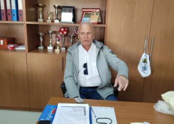 ΤΑ ΜΥΣΤΙΚΑ. Χ. Ζεϊμπέκ: «Ντροπιαστική εικόνα η σύνδεση του Κέντρου Υγείας με το χωριό των Αβδήρων να γίνεται μέσω χωματόδρομου!»