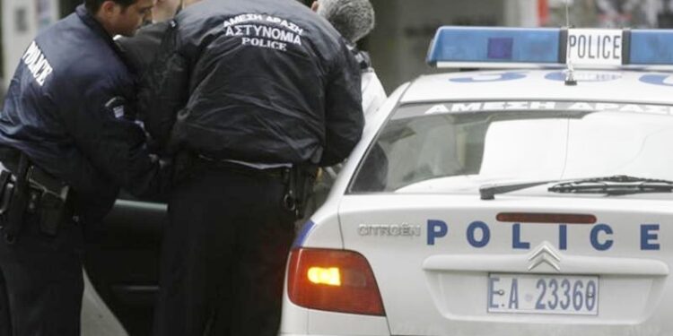 Σσσς Ψίθυροι. Συνελήφθη συνταγματάρχης με υλικό παιδικής πορνογραφίας -Tύρναβος: Είχε 37 κιλά κάνναβης κρυμμένα σε αποθήκη