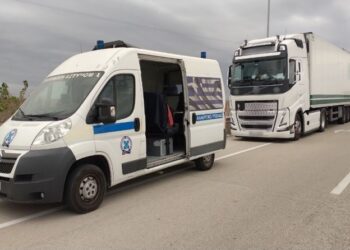 Έλεγχοι της Τροχαίας Ορεστιάδας σε λεωφορεία και φορτηγά για «πειραγμένους» ταχογράφους