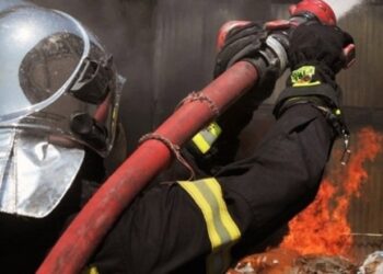 Φωτιά σε διαμέρισμα στο κέντρο της Θεσσαλονίκης