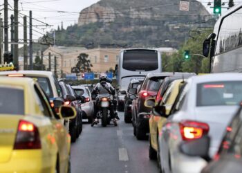 Σε δημόσια διαβούλευση ο νέος ΚΟΚ: Αυστηροποιούνται οι ποινές, τα νέα όρια ταχύτητας -Όσα αλλάζουν