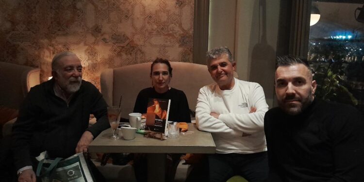 Μια εξαιρετική και διαφορετική εκδήλωση των εκδόσεων Σπανίδη: «Ιστορίες μέσα από ένα σπιρτόκουτο», του Ανδρέα Μουμτζάκη.