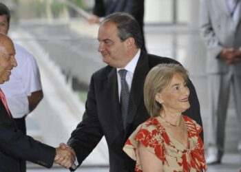 Συλλυπητήρια Καραμανλή για την απώλεια Σημίτη: Επηρέασε σημαντικά την πορεία και την πολιτική ζωή του τόπου