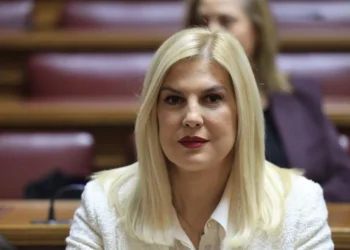 Ράνια Θρασκιά: Ανακοίνωσε επίσημα την προσχώρησή της στο ΠΑΣΟΚ – Συναντήθηκε με τον Νίκο Ανδρουλάκη