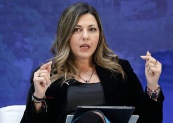 Τουρκική “επίθεση” σε Ζαχαράκη για την στήριξη με 10.000 ευρώ όσων εγκατασταθούν στον Έβρο