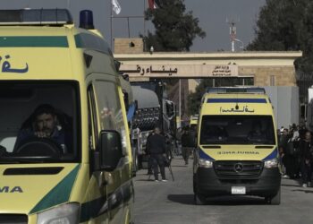 Αίγυπτος: 10 νεκροί από κατάρρευση κτιρίου στο Κάιρο -Ψάχνουν επιζώντες στα ερείπια