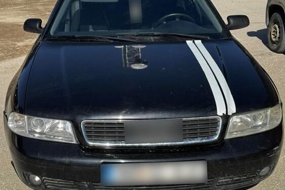 Συνελήφθησαν -3- διακινητές στον Έβρο οι οποίοι διακινούσαν 10 λαθρομετανάστες.