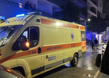 Λάρισα: Πήδηξε στο κενό μπροστά στα μάτια της μητέρας της η 38χρονη -Προσπάθησε να την κρατήσει