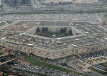 Ο Τραμπ διώχνει Νew York Times, Politico, NPR και NBC από τα γραφεία τους στο Πεντάγωνο