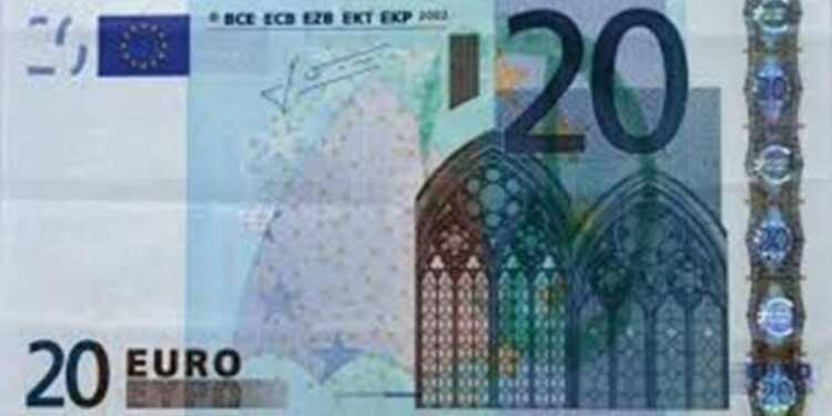 Ξάνθη: 3 άτομα προσπάθησαν να διοχετεύσουν 122 πλαστά χαρτονομίσματα των 20 ευρω