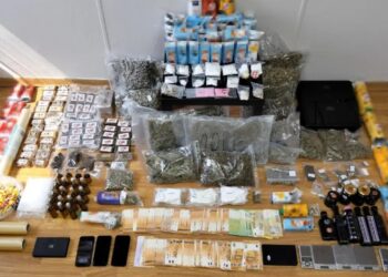 Γόνοι επιχειρηματιών και γιος μεγαλογιατρού είχαν «ναρκο-σούπερ μάρκετ» στη Γλυφάδα